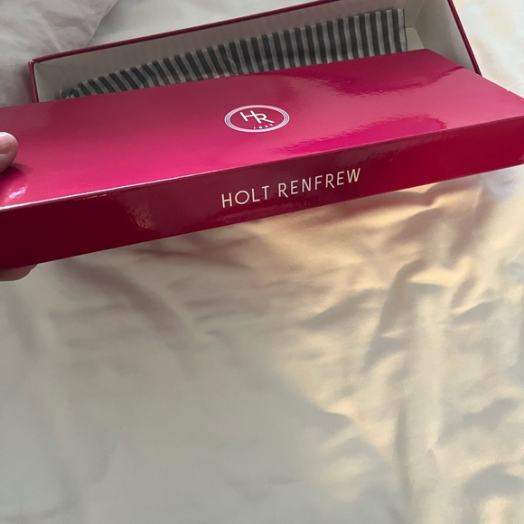 Ladies black Holt Renfrew scarf nwt - Picture 9 of 15